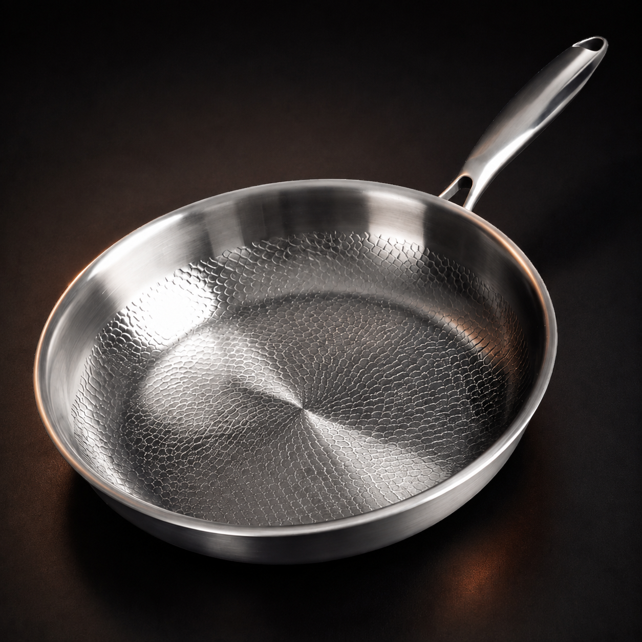 Pure titanium hammered pan